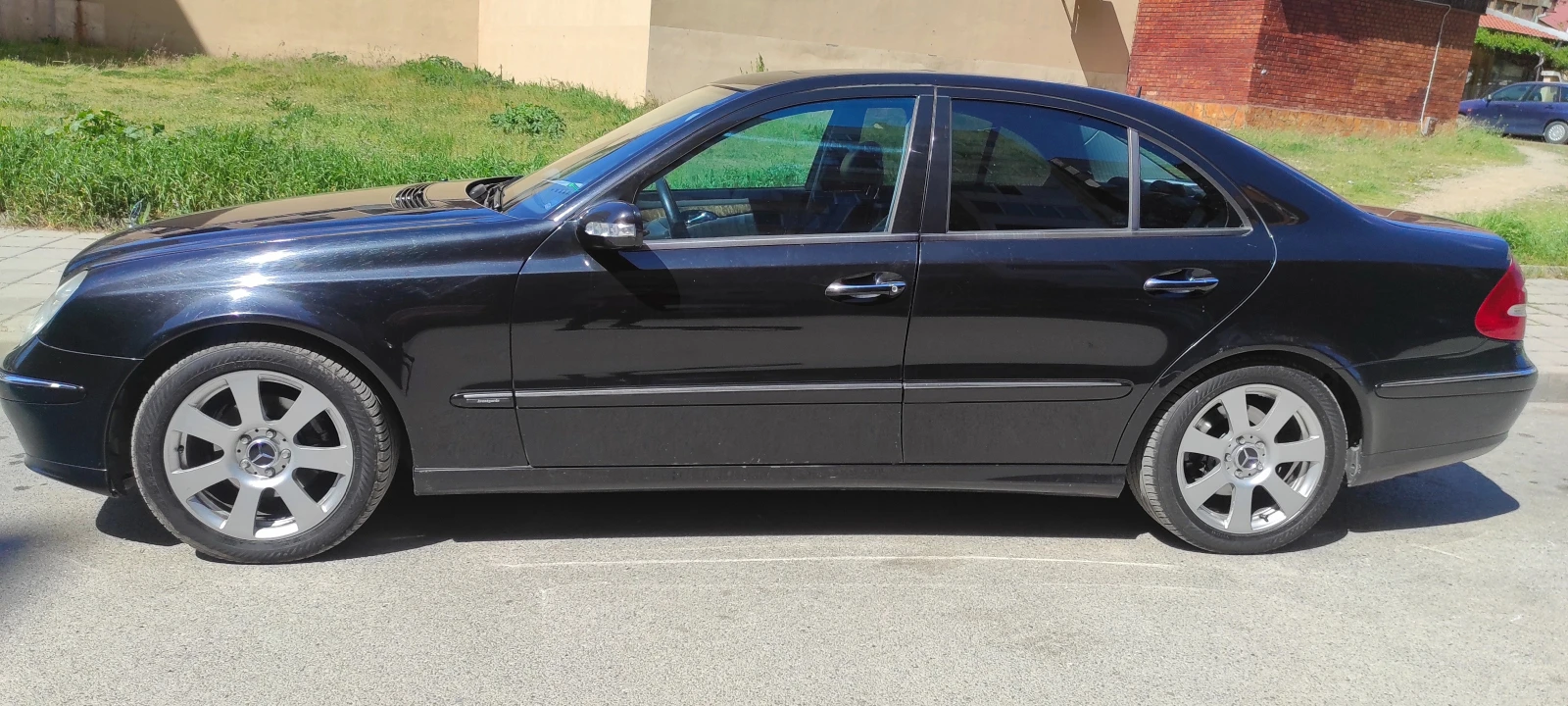 Mercedes-Benz E 320 CDI  - изображение 2