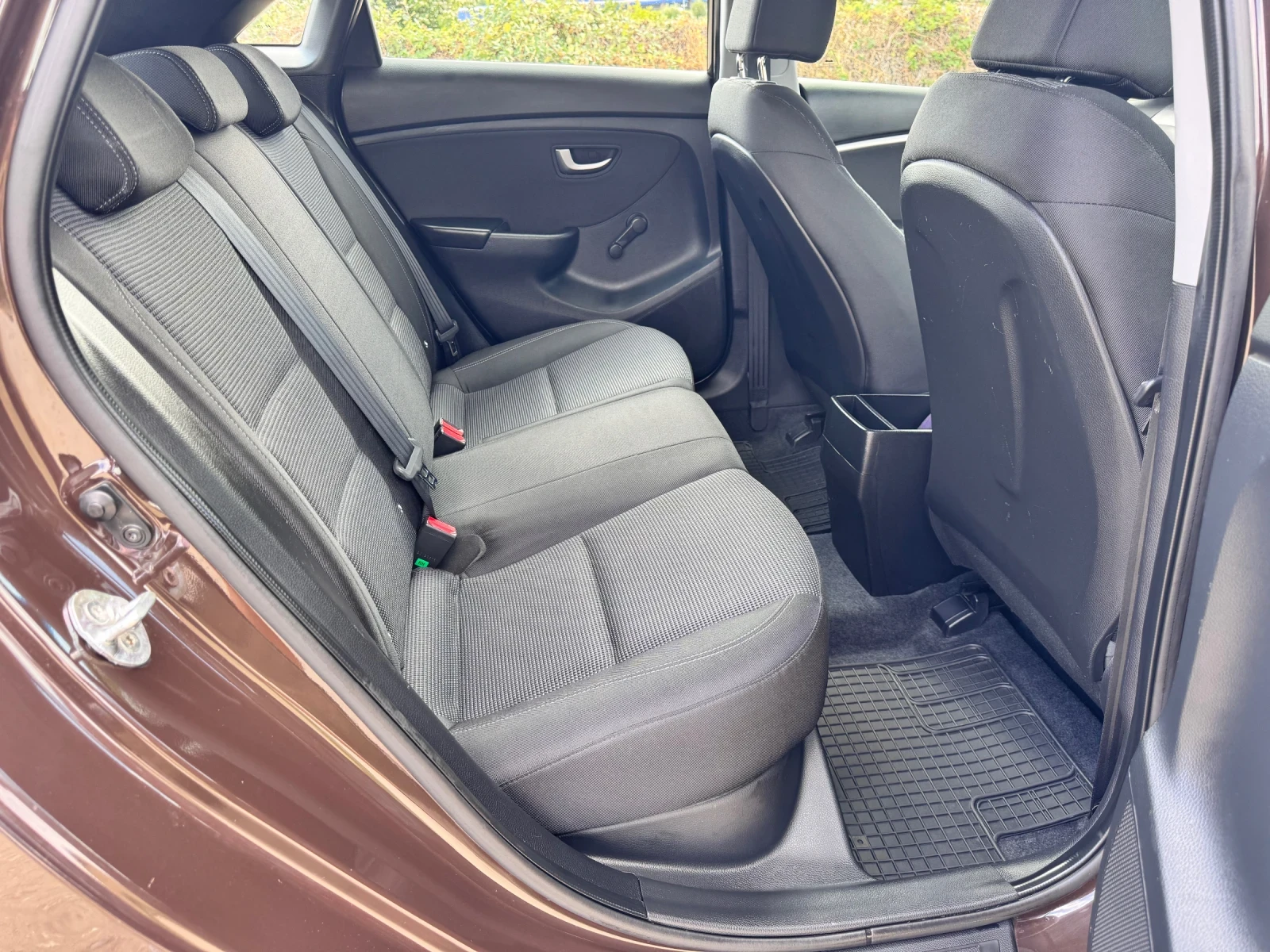 Hyundai I30 1.6crdi navi/auto/лизинг - изображение 10