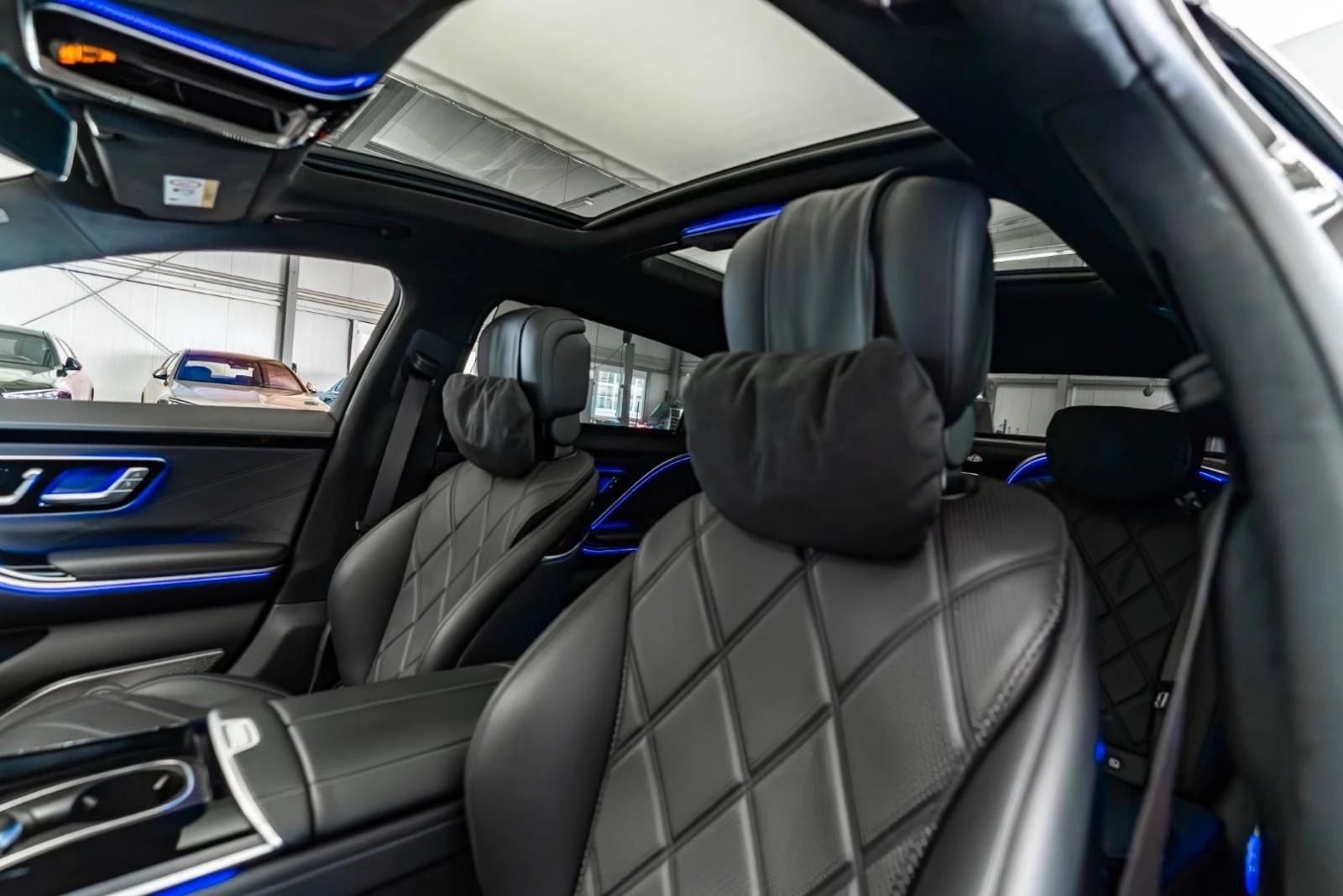 Mercedes-Benz S 580 MAYBACH/4M/EXCLUSIV/FIRST CLASS/BURM 4D/PANO/HUD/ - изображение 8