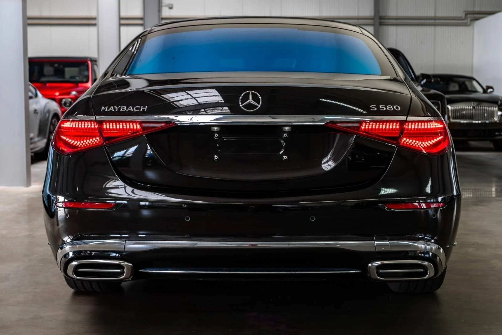 Mercedes-Benz S 580 MAYBACH/4M/EXCLUSIV/FIRST CLASS/BURM 4D/PANO/HUD/ - изображение 5