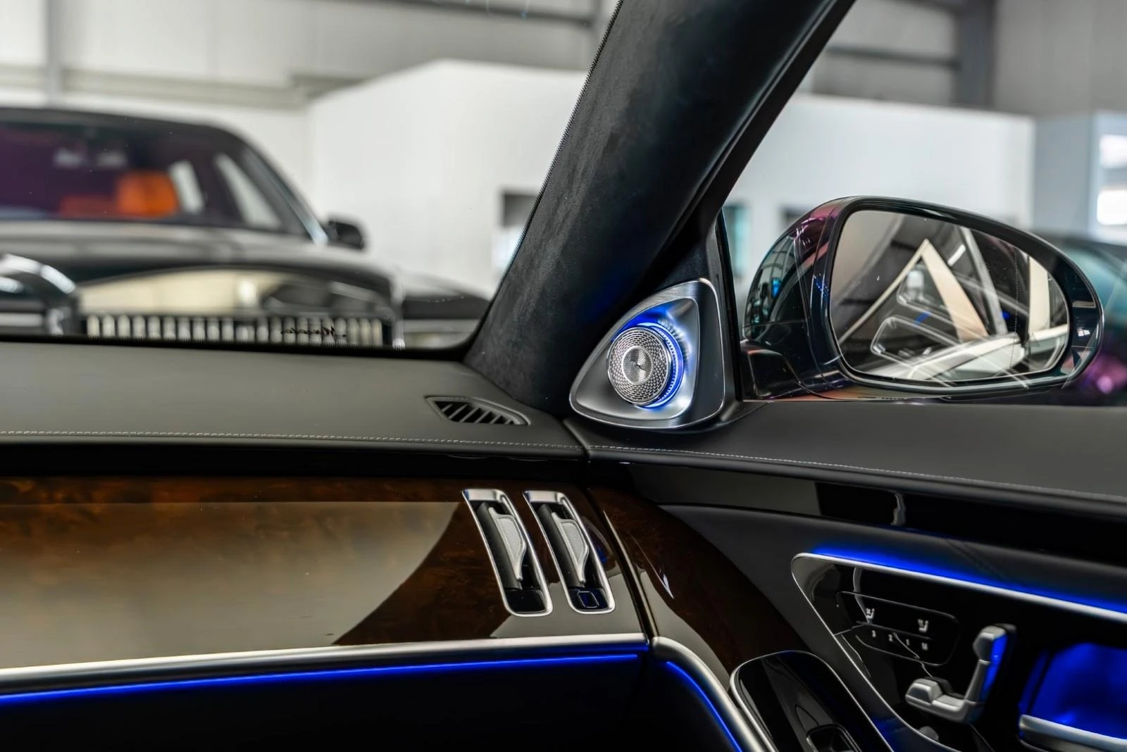 Mercedes-Benz S 580 MAYBACH/4M/EXCLUSIV/FIRST CLASS/BURM 4D/PANO/HUD/ | Mobile.bg   13