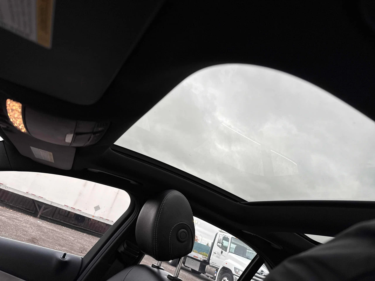 Mercedes-Benz C 300 *  *    *   *  | Mobile.bg   10