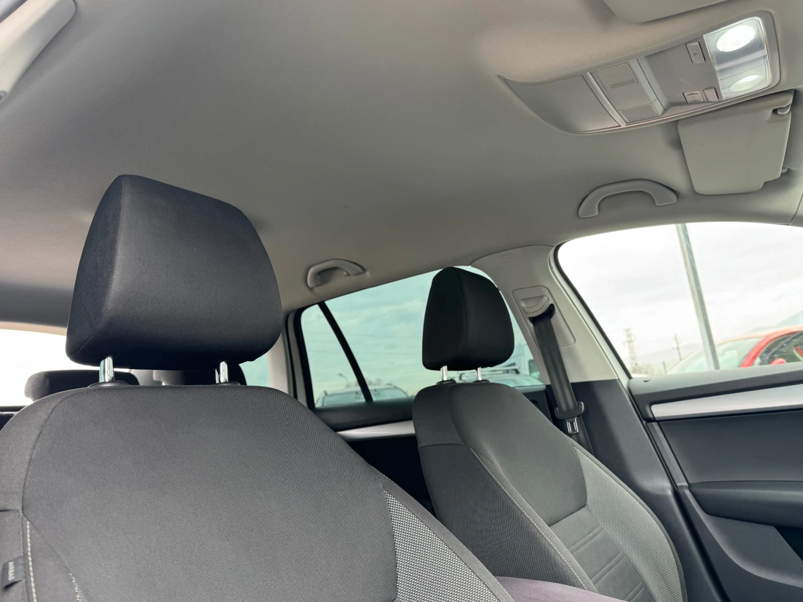 Skoda Octavia TDi / LED / DSG / Smartlink | Mobile.bg � ����������� 11