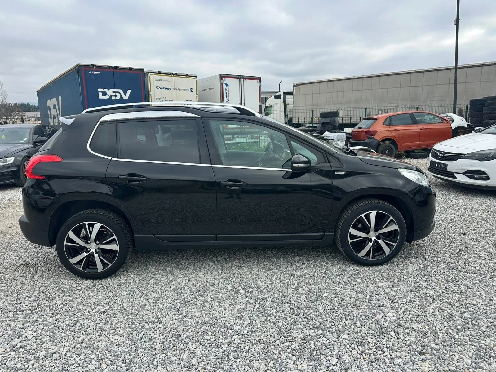 Peugeot 2008 1.6 HDI Urban Cross - изображение 8