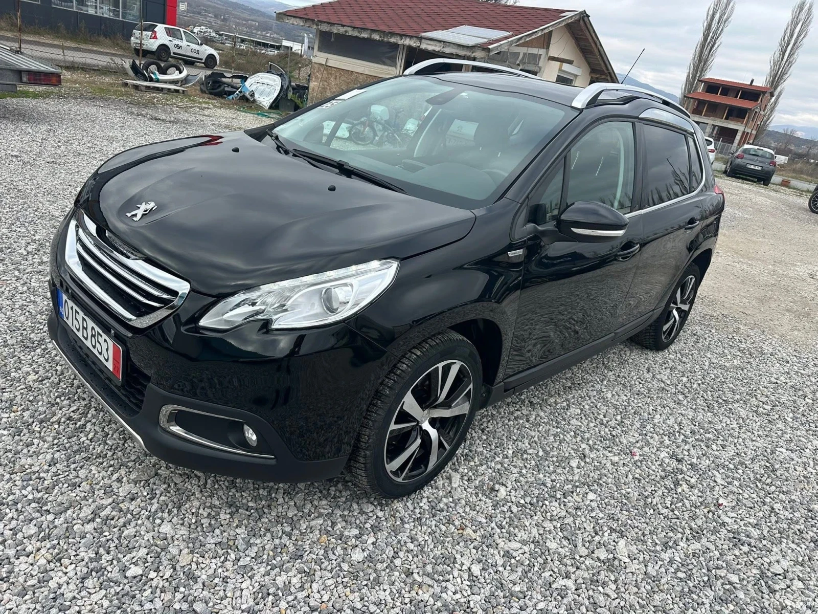 Peugeot 2008 1.6 HDI Urban Cross - изображение 2
