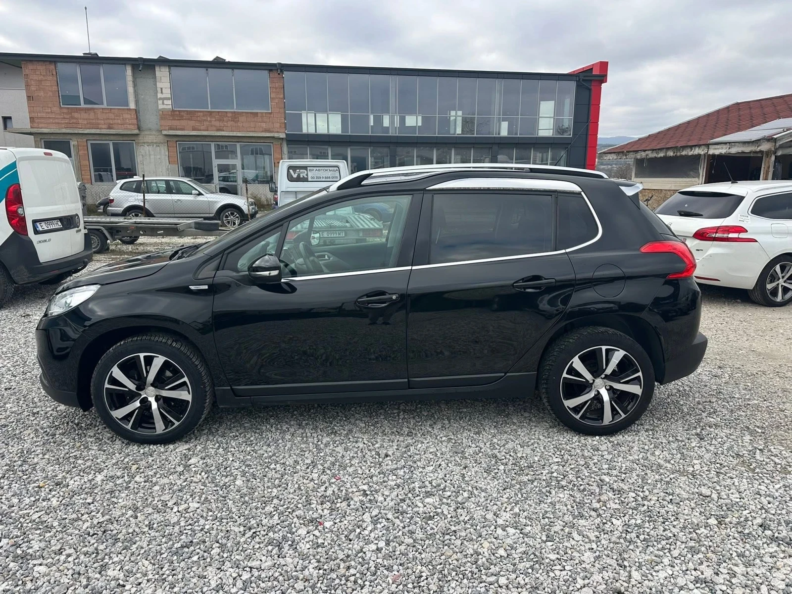 Peugeot 2008 1.6 HDI Urban Cross - изображение 7