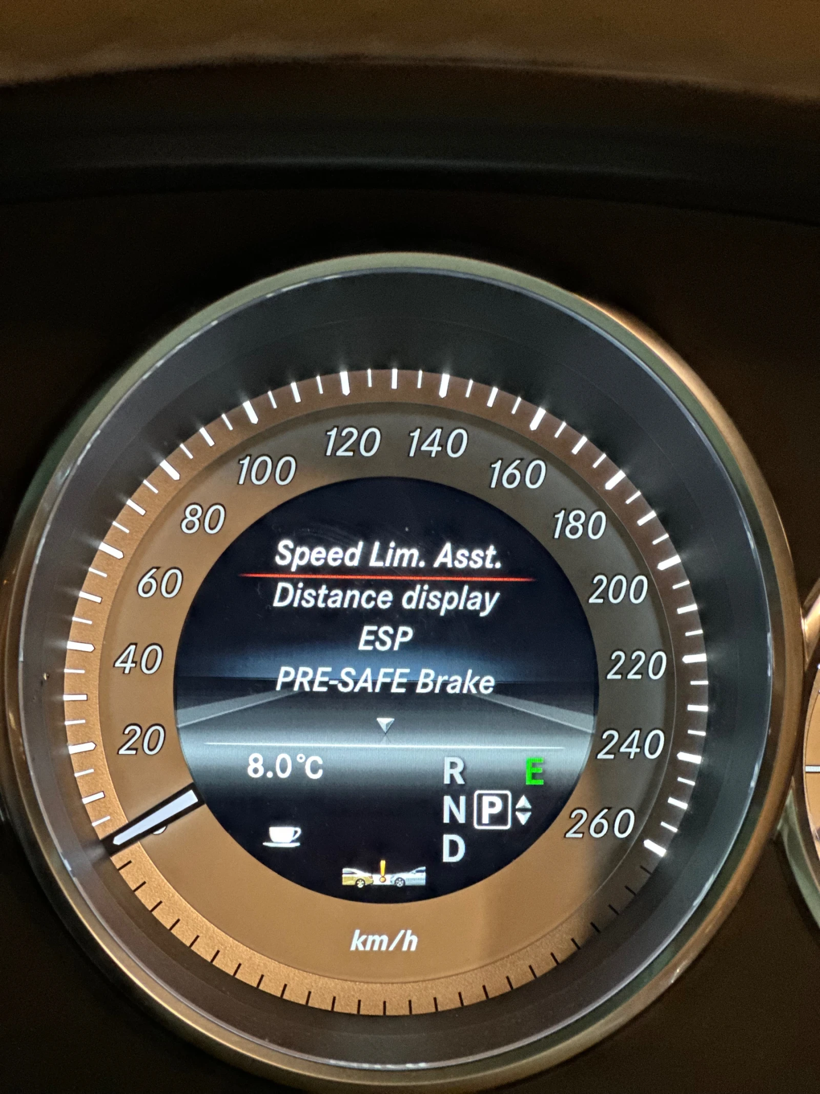 Mercedes-Benz CLS 350  - изображение 8