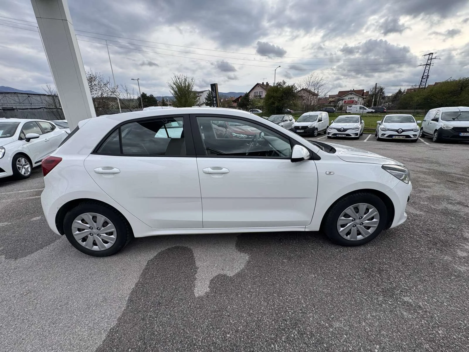 Kia Rio 1.2I LPG, снимка 7 - Автомобили и джипове - 54288180