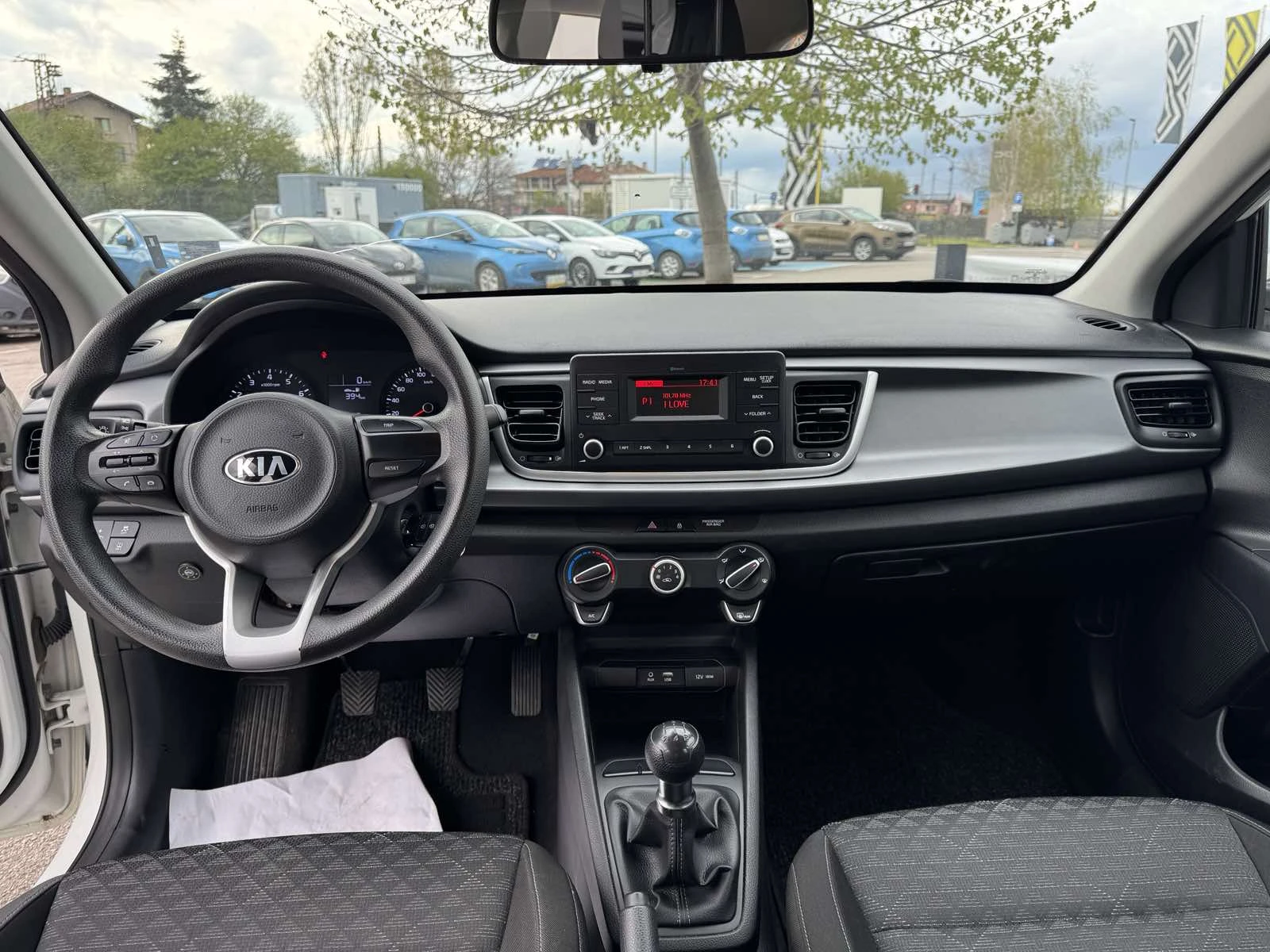 Kia Rio 1.2I LPG, снимка 14 - Автомобили и джипове - 54288180