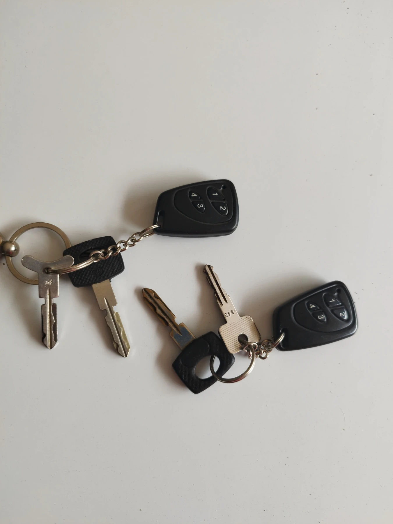 Mercedes-Benz 124 230E, снимка 9 - Автомобили и джипове - 54682911
