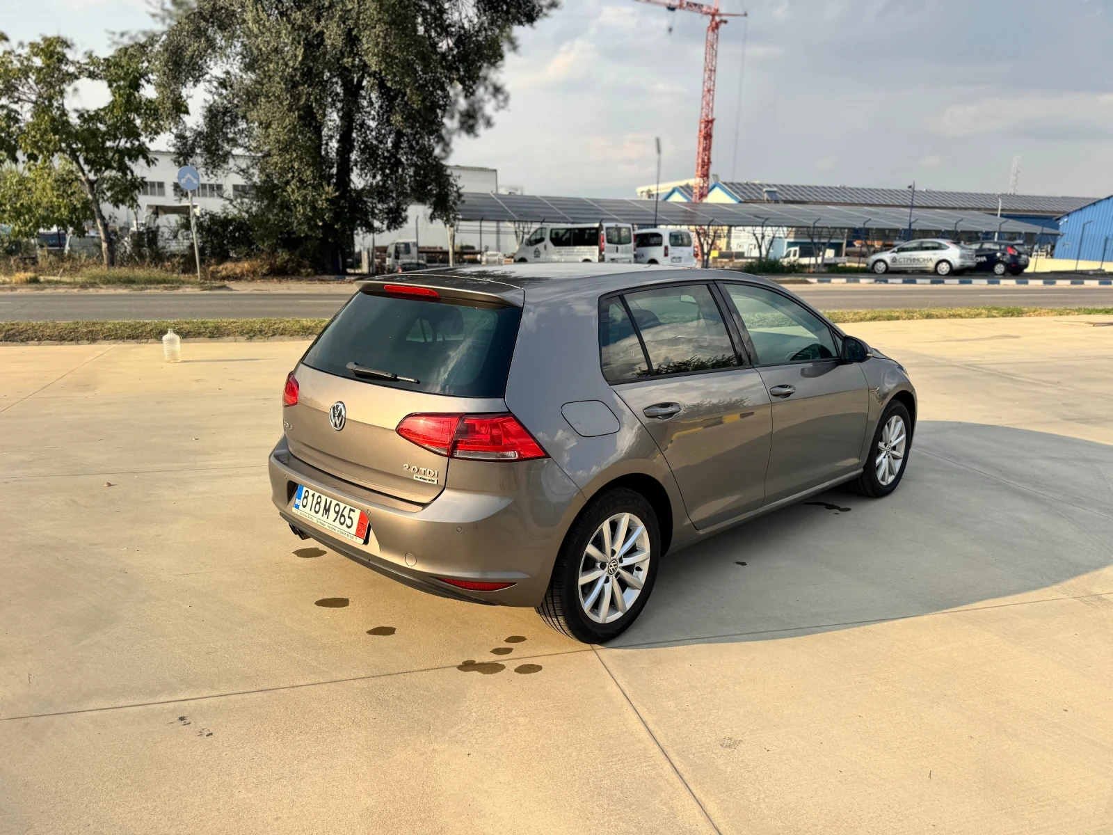 VW Golf 2.0 TDI LOUNGE, снимка 4 - Автомобили и джипове - 55782171