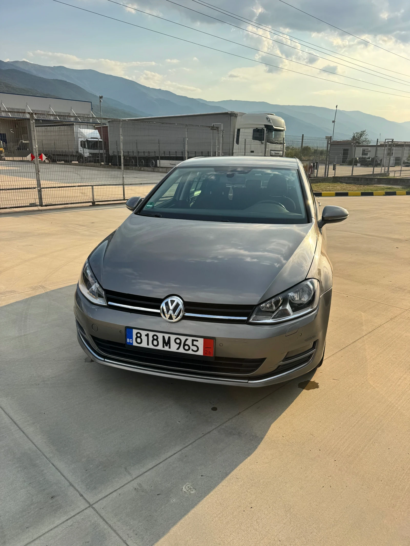 VW Golf 2.0 TDI LOUNGE