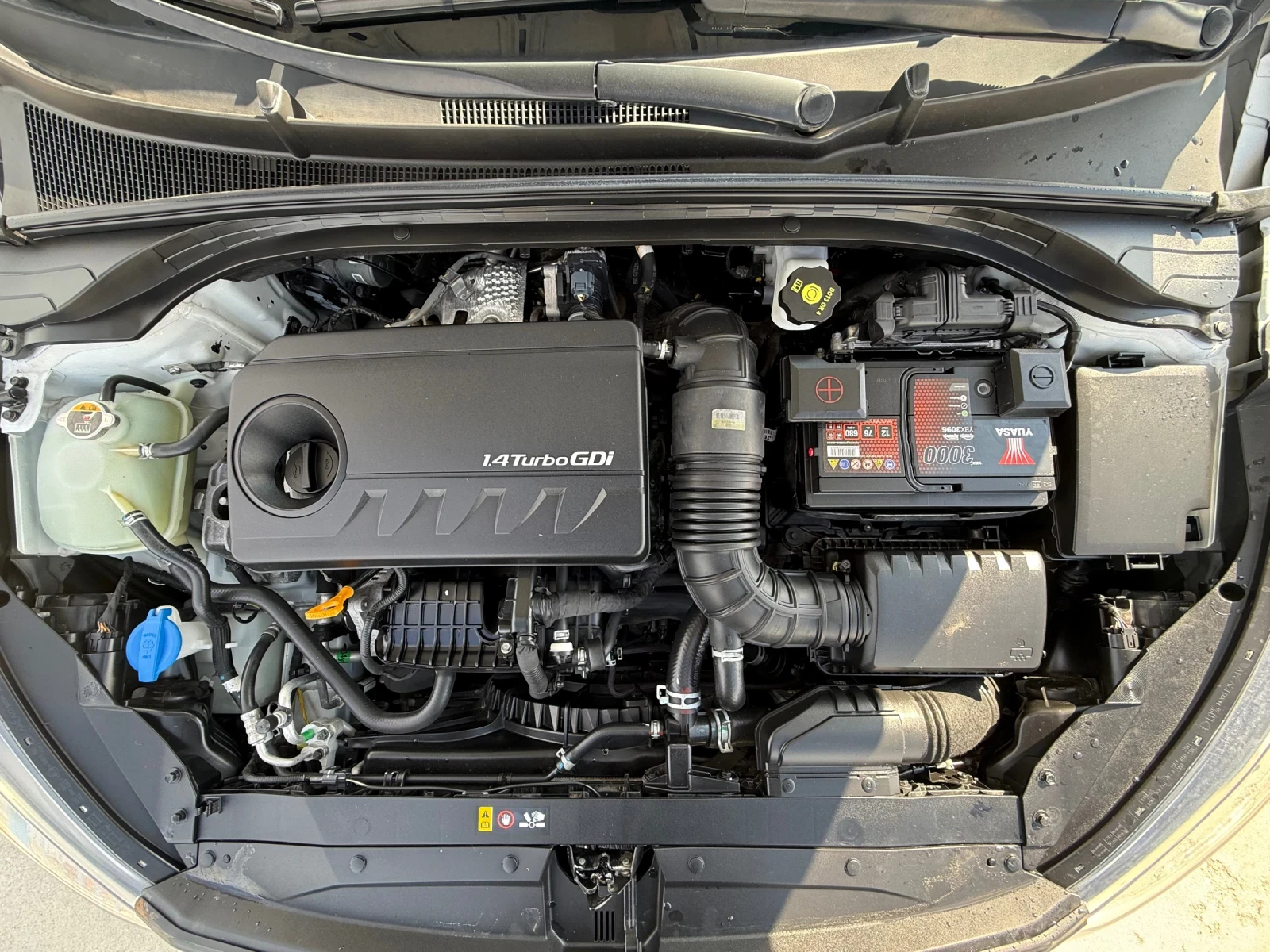 Kia Ceed 1.4 GDi AUTOMATIC , снимка 14 - Автомобили и джипове - 55914518