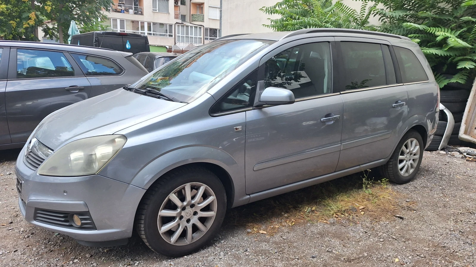 Opel Zafira 2.2 , снимка 2 - Автомобили и джипове - 55968693