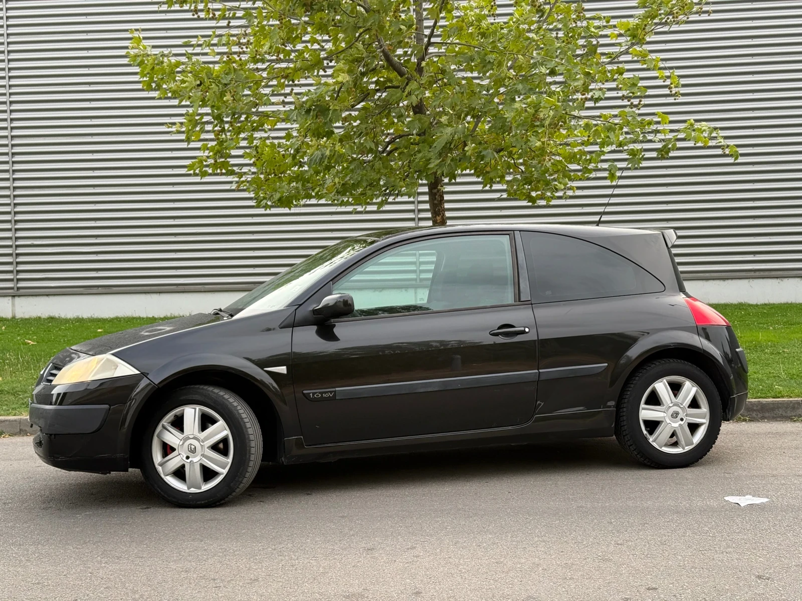 Renault Megane 1.6 16V, снимка 5 - Автомобили и джипове - 56167090