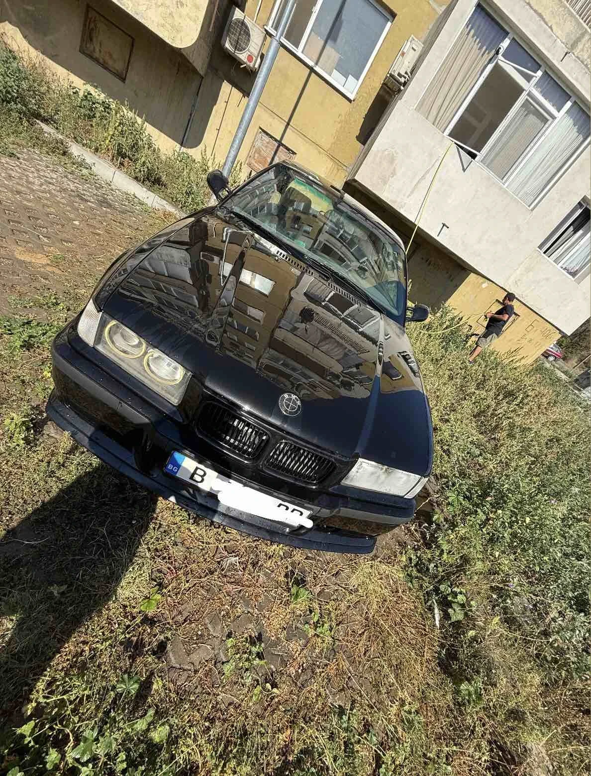 BMW 320, снимка 6 - Автомобили и джипове - 56451722