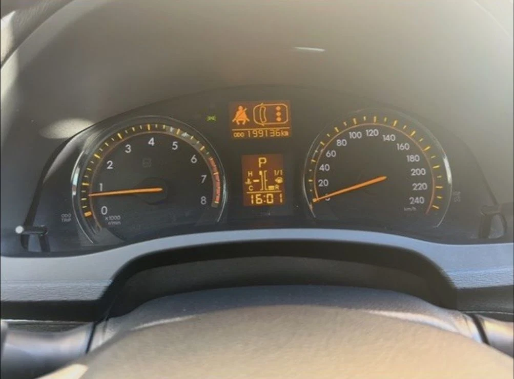 Toyota Avensis 2.0 vvti, снимка 6 - Автомобили и джипове - 56485609