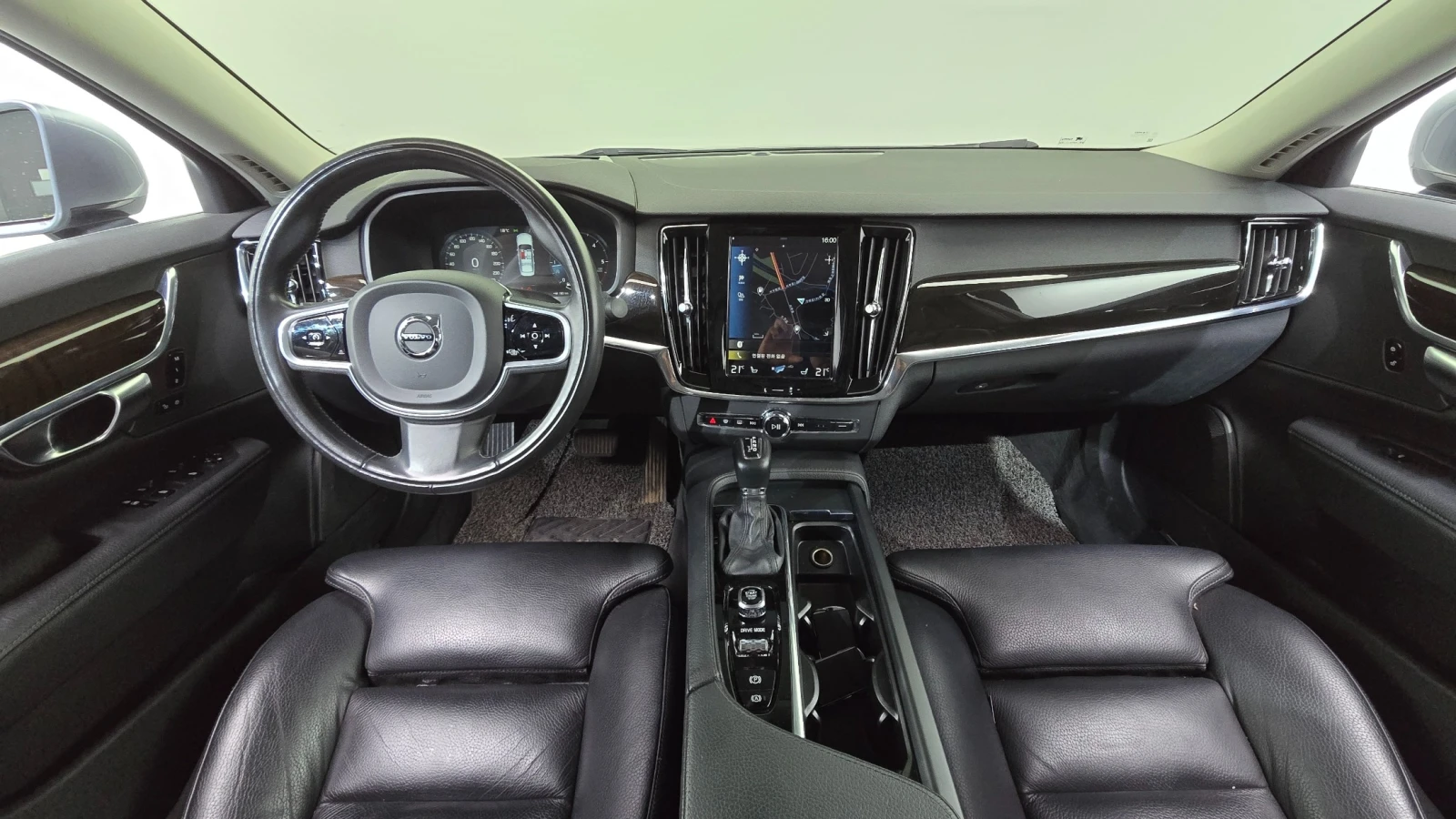 Volvo S90 2.0 D4 Momentum , снимка 6 - Автомобили и джипове - 56675556