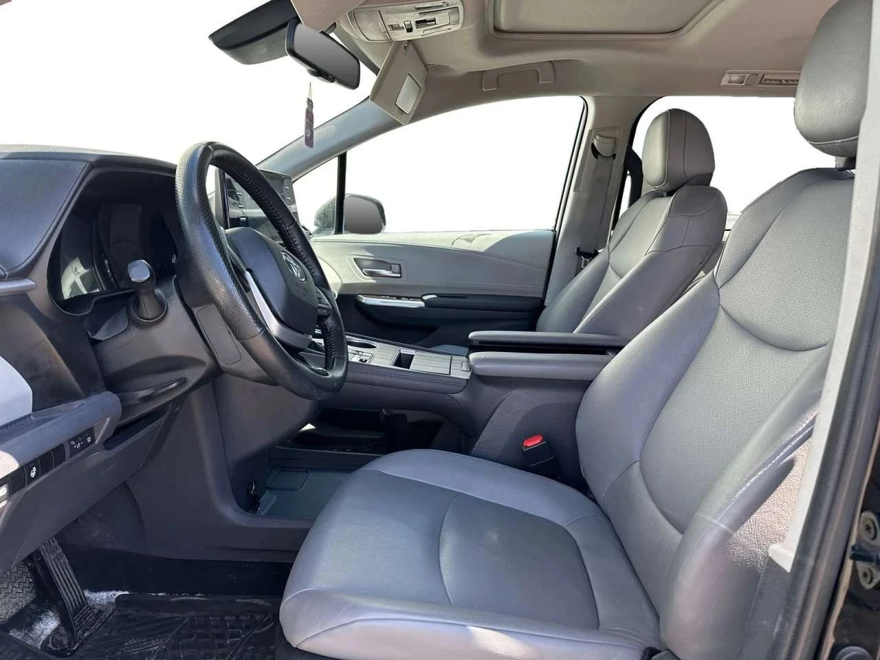 Toyota Sienna, снимка 10 - Автомобили и джипове - 56723801