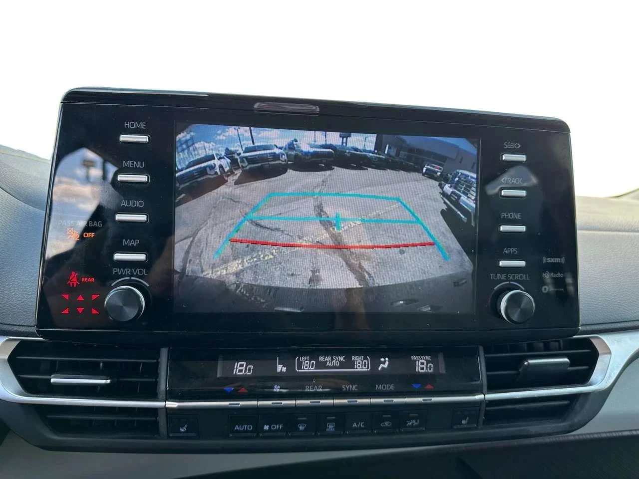 Toyota Sienna, снимка 16 - Автомобили и джипове - 56723801