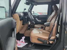 Jeep Wrangler * * UNLIMITED SAHARA* * AWD* * CARFAX* * , снимка 8