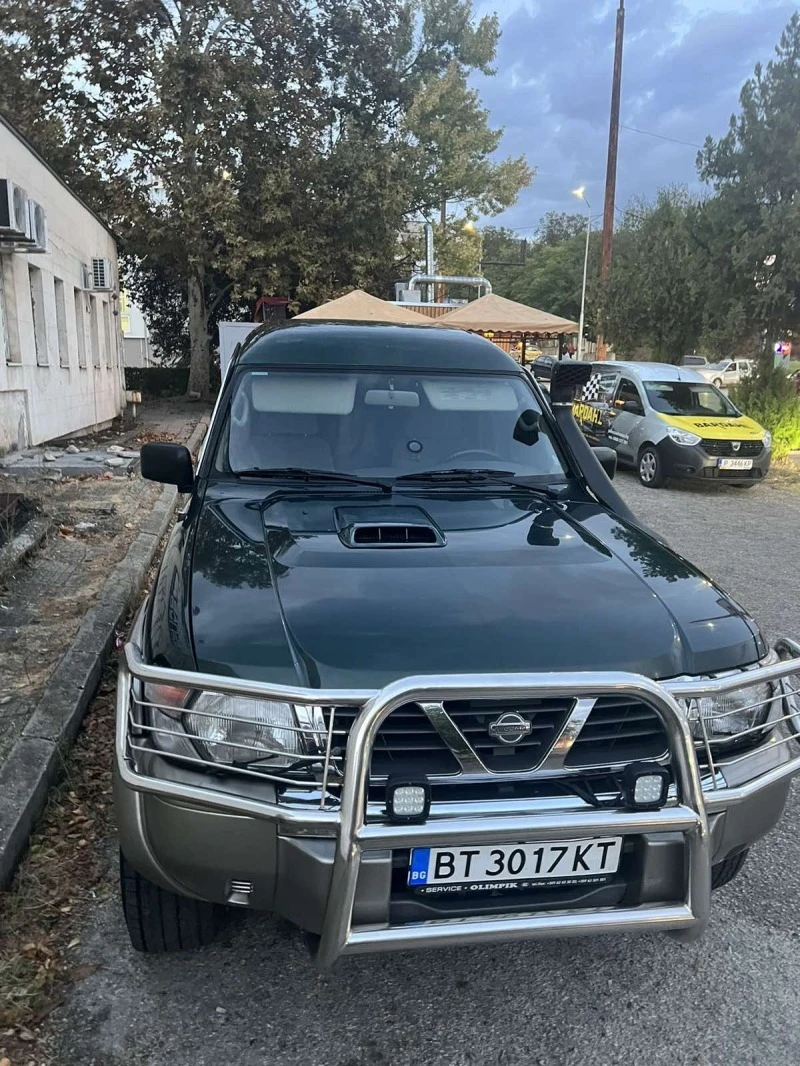 Nissan Patrol, снимка 10 - Автомобили и джипове - 47511845