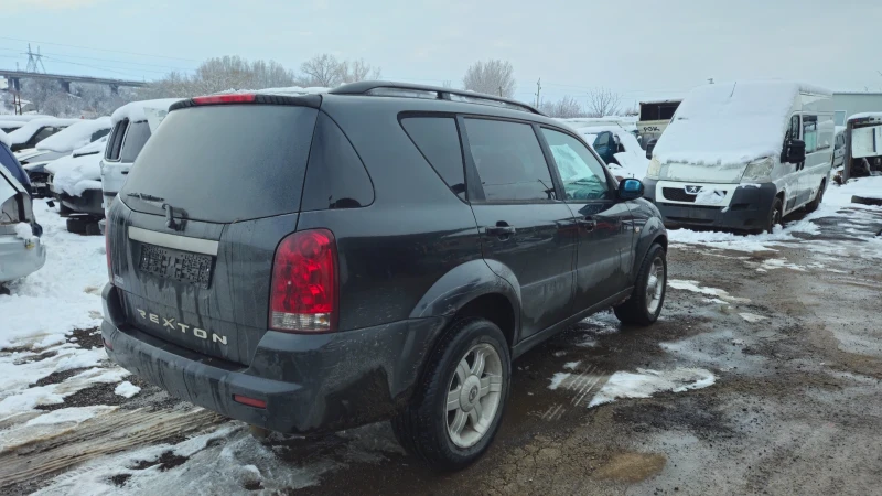 SsangYong Rexton 2.7hdi/на части , снимка 4 - Автомобили и джипове - 49180438