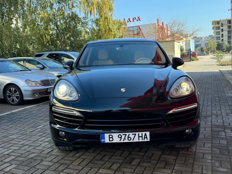 Porsche Cayenne 3.0D Панорама , снимка 2 - Автомобили и джипове - 52155068