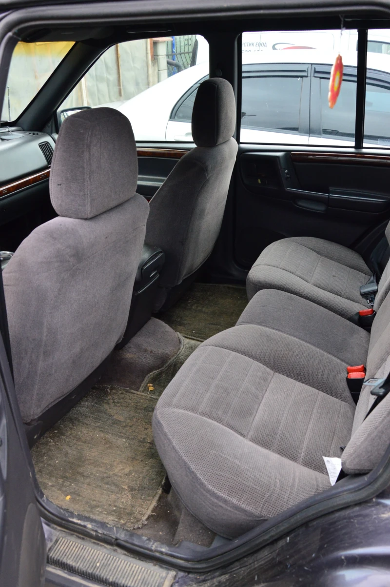 Jeep Grand cherokee, снимка 12 - Автомобили и джипове - 52309478