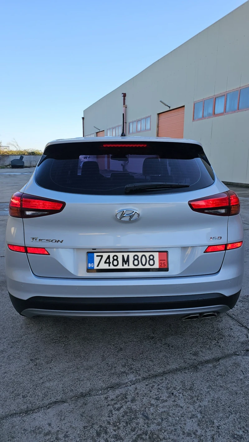 Hyundai Tucson, снимка 6 - Автомобили и джипове - 52435092