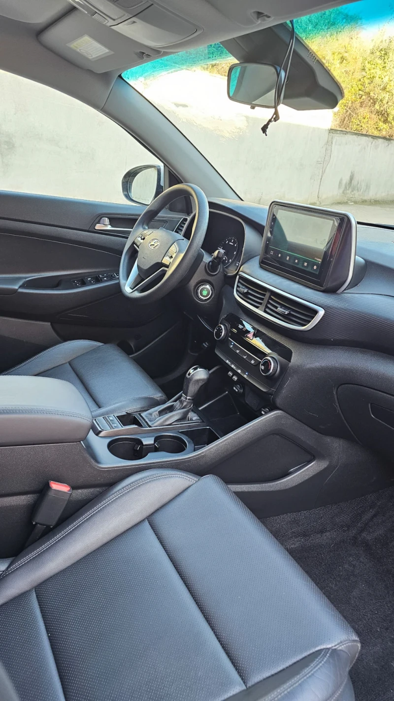 Hyundai Tucson, снимка 12 - Автомобили и джипове - 52435092