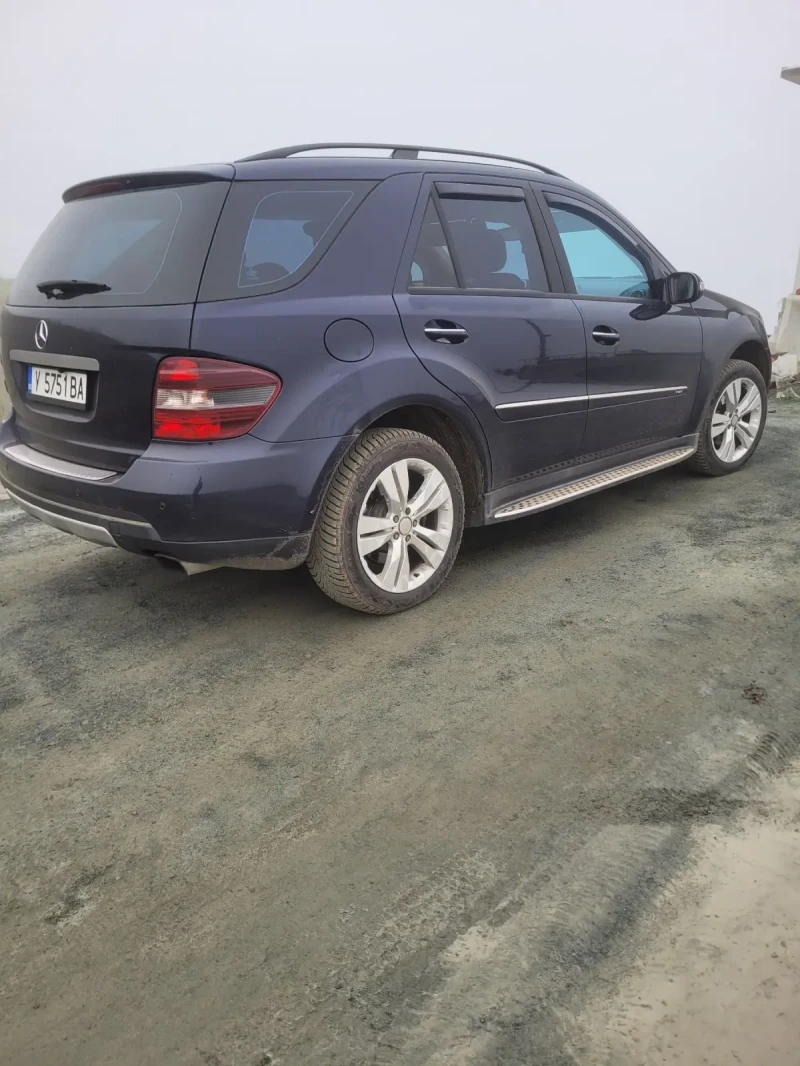 Mercedes-Benz ML 320 4MATIC, снимка 14 - Автомобили и джипове - 52652804