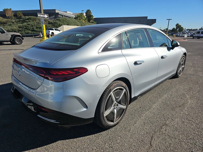 Mercedes-Benz EQE 2023* AMG LINE* BURMASTER* HEAD-UP* AMBIENT* DISTR, снимка 6 - Автомобили и джипове - 53108801