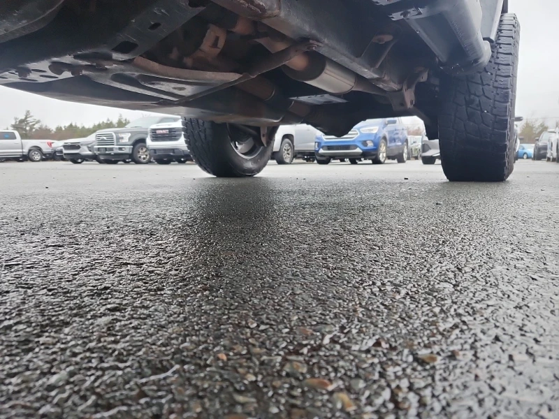 Jeep Wrangler * * UNLIMITED SAHARA* * AWD* * CARFAX* * , снимка 15 - Автомобили и джипове - 53164006