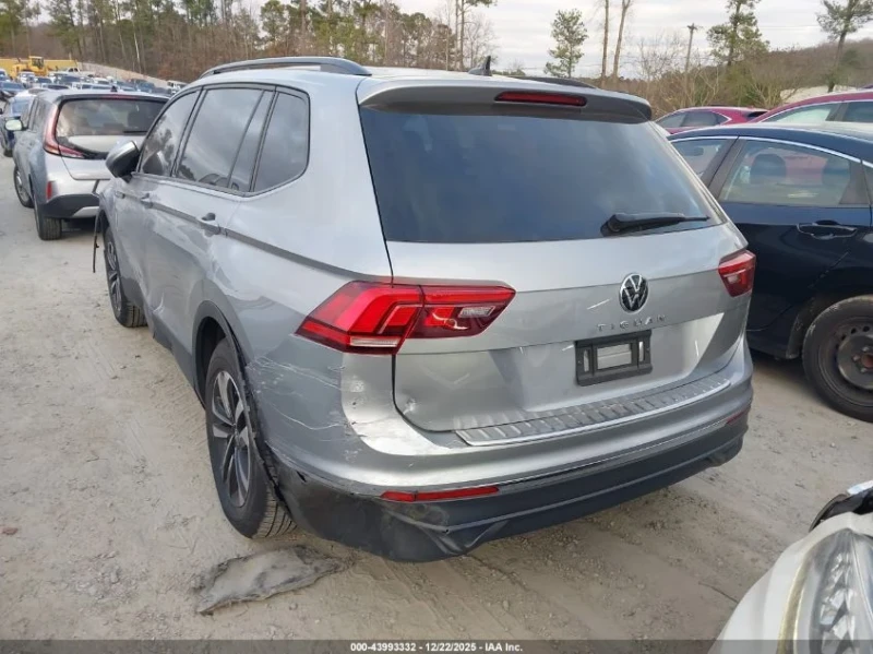 VW Tiguan 2.0T S, снимка 3 - Автомобили и джипове - 53200171