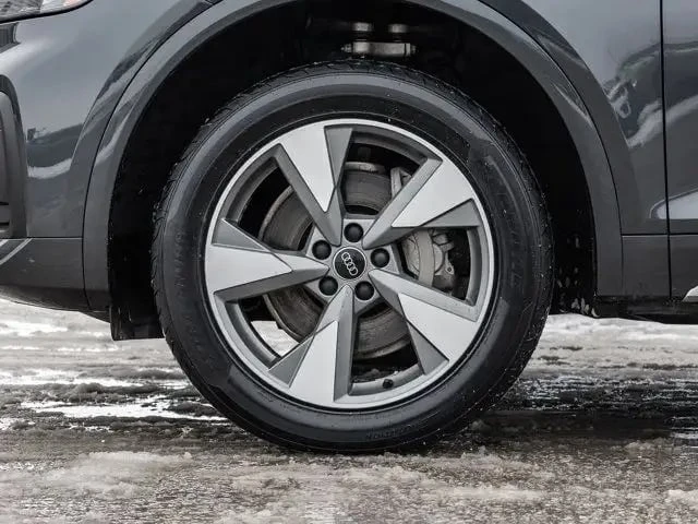 Audi Q5 * Komfort * Quattro * Подгреви * CARFAX * , снимка 5 - Автомобили и джипове - 53368723