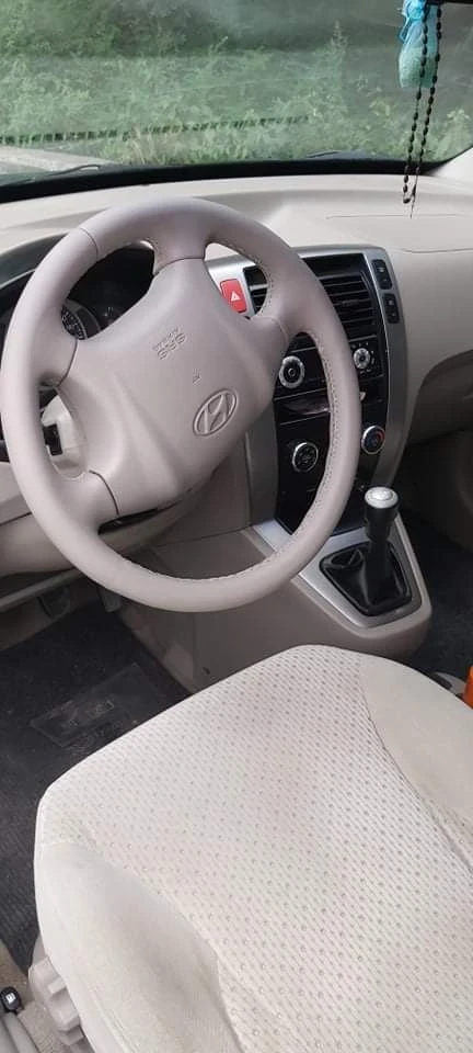 Hyundai Tucson, снимка 8 - Автомобили и джипове - 54486984