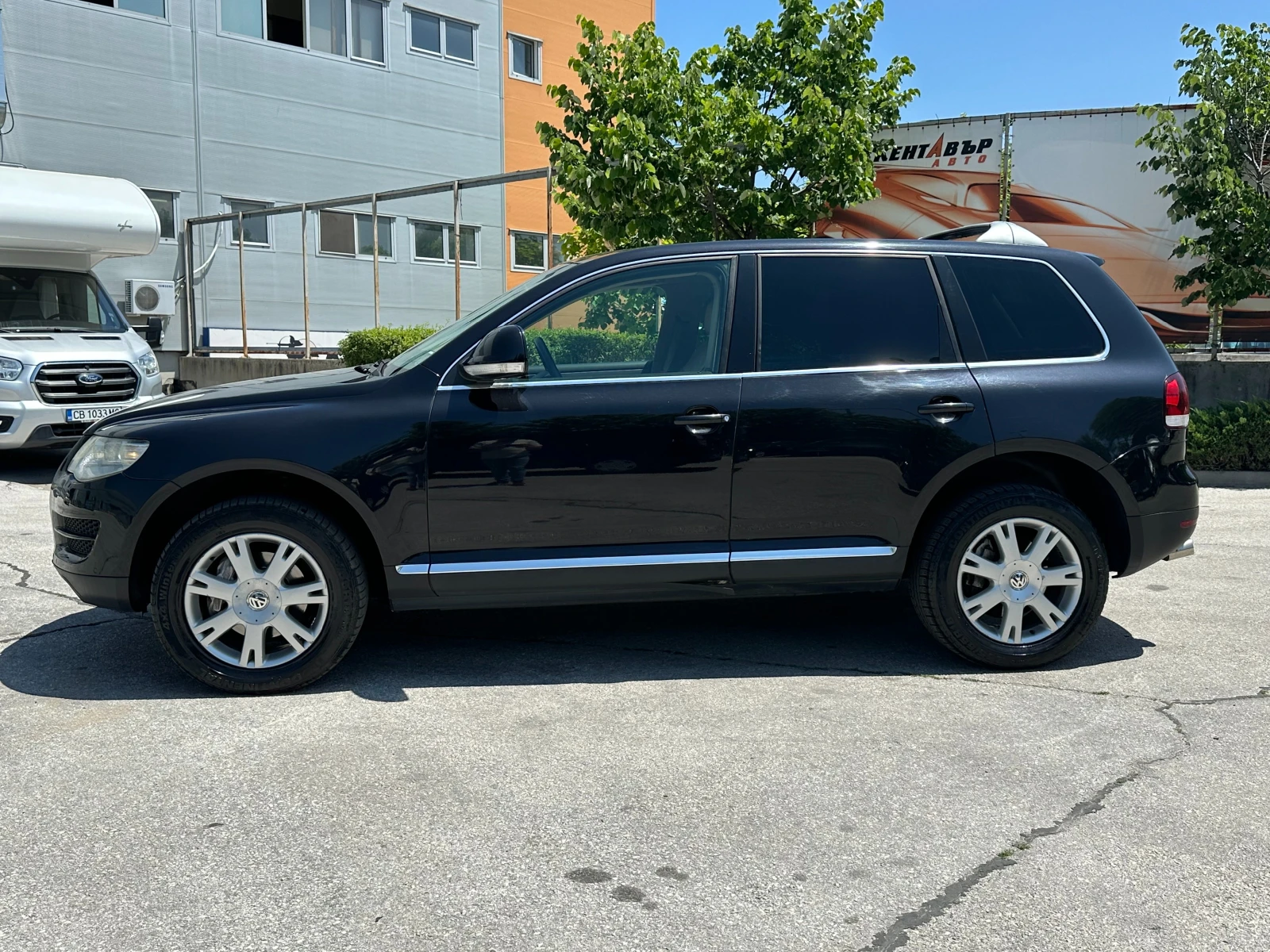 VW Touareg 3.0d 239 к.с. - изображение 2