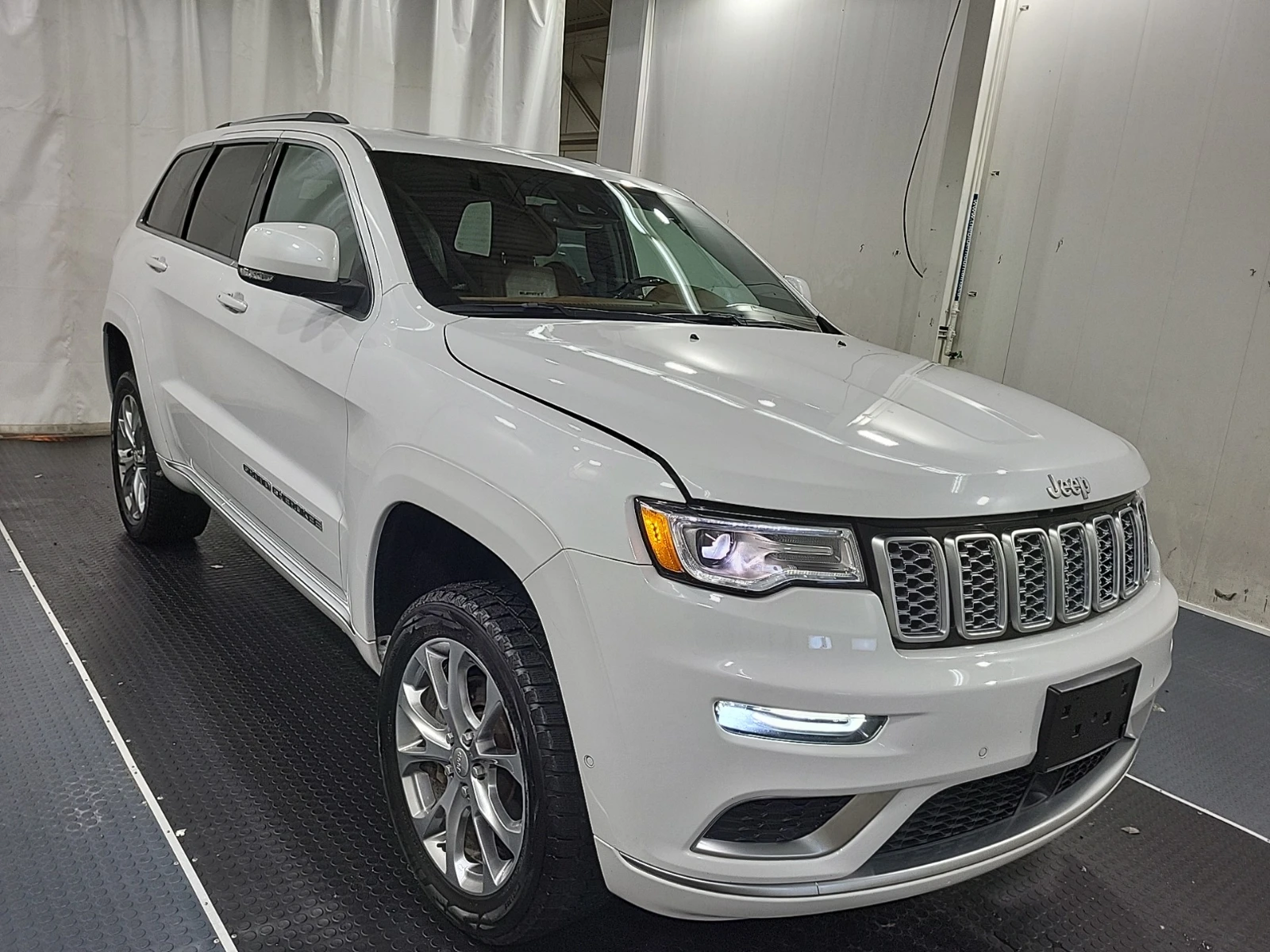 Jeep Grand cherokee SUMMIT * Цена До България* (Carfax) - изображение 3