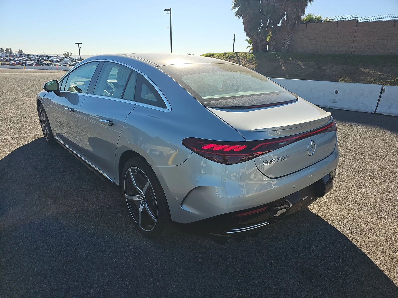 Mercedes-Benz EQE 2023* AMG LINE* BURMASTER* HEAD-UP* AMBIENT* DISTR | Mobile.bg � ����������� 5