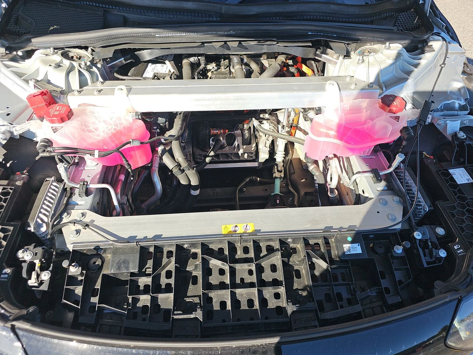 Mercedes-Benz EQE 2023* AMG LINE* BURMASTER* HEAD-UP* AMBIENT* DISTR | Mobile.bg � ����������� 17