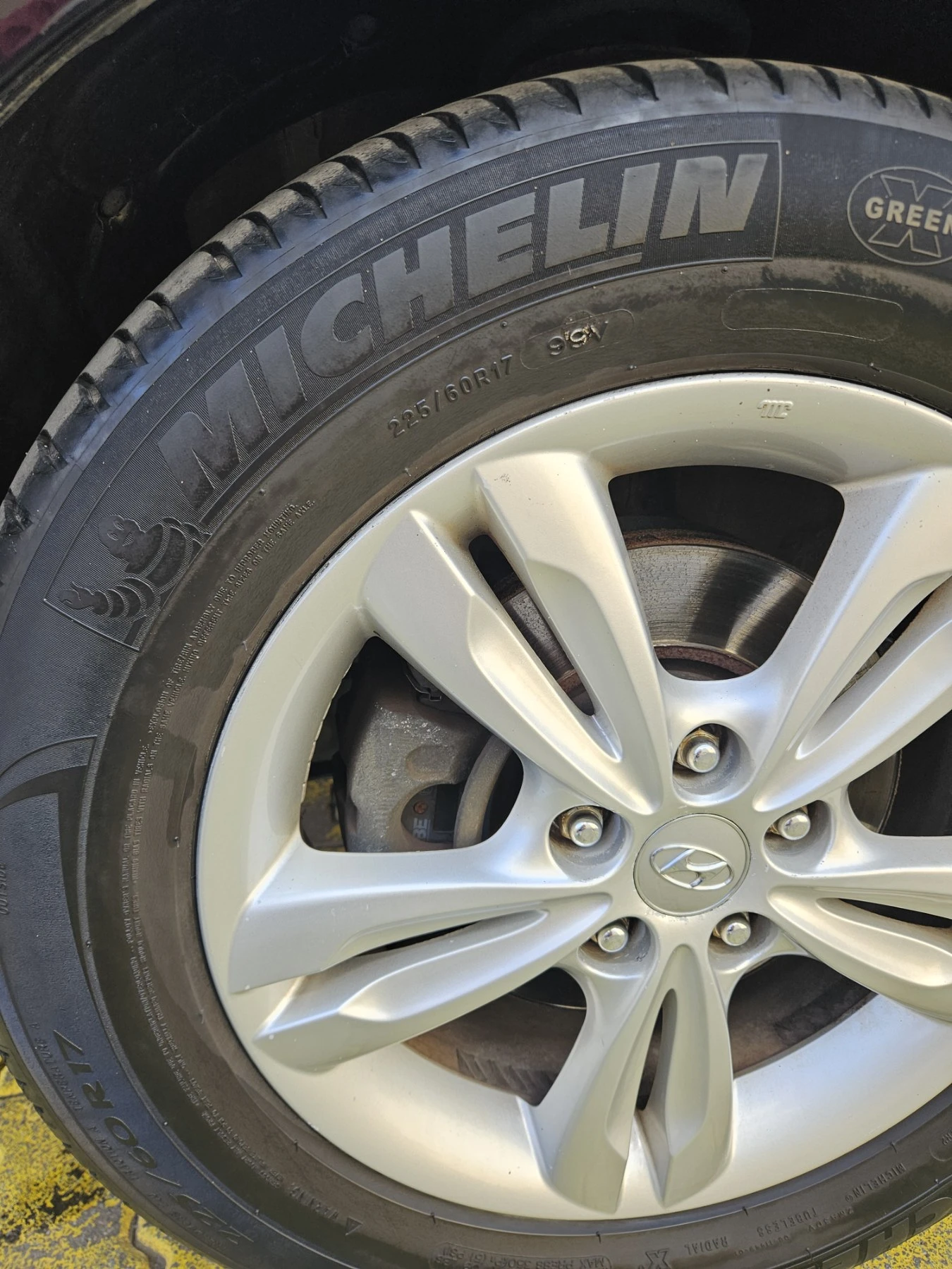 Hyundai IX35 1.7 CRDi, снимка 13 - Автомобили и джипове - 53720103