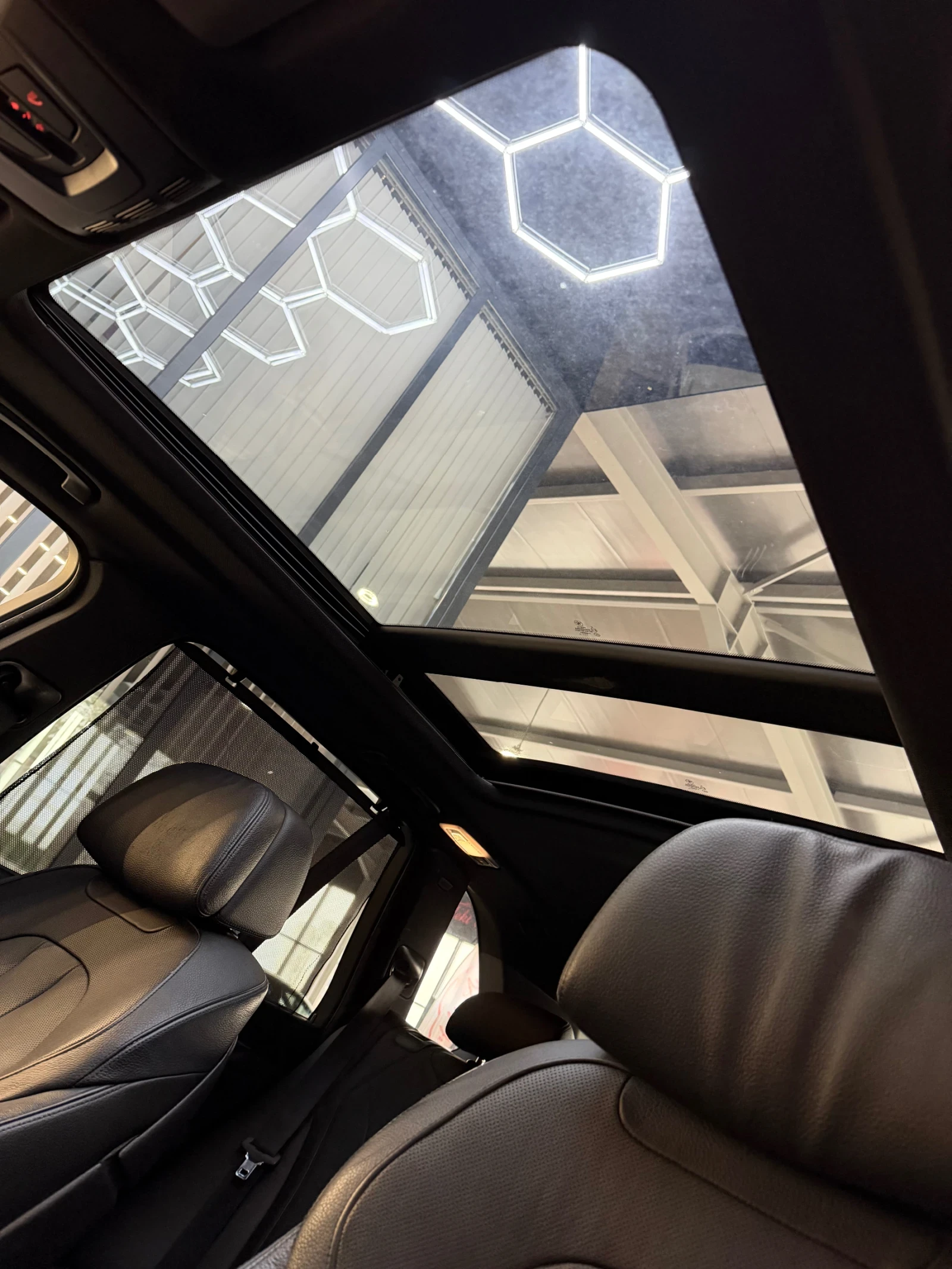 BMW X5 40d xDrive* FULL Екстри* M ПАК* ПАНОРАМА* Щори* HE, снимка 16 - Автомобили и джипове - 54113347