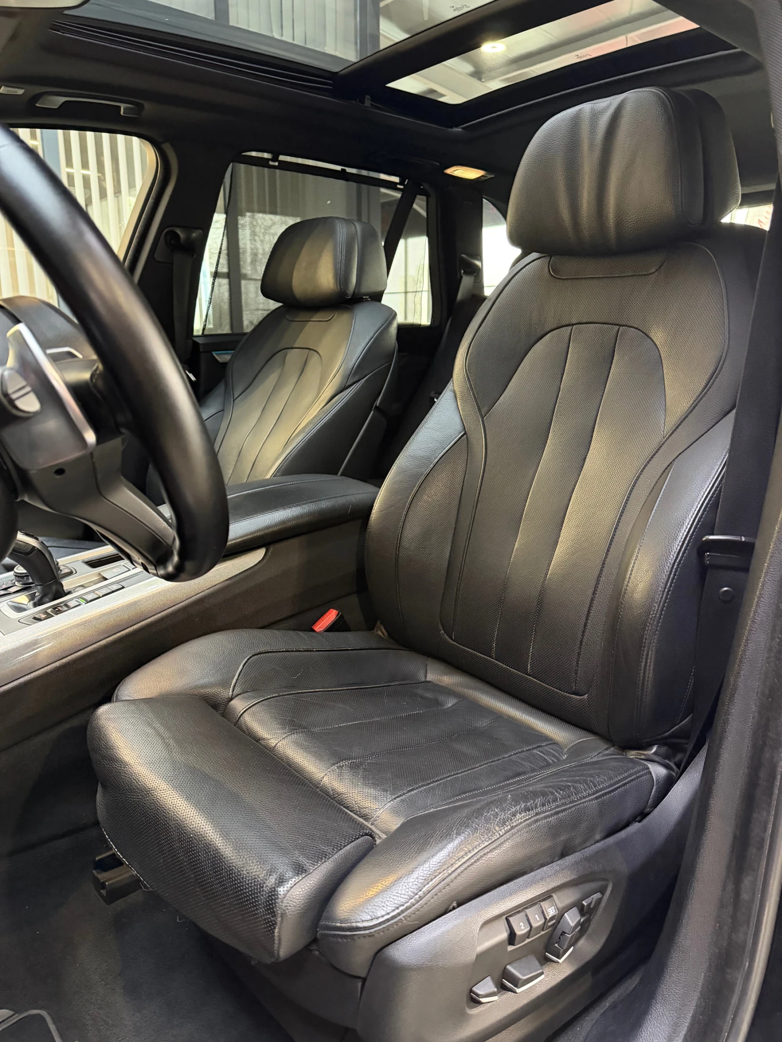 BMW X5 40d xDrive* FULL Екстри* M ПАК* ПАНОРАМА* Щори* HE, снимка 15 - Автомобили и джипове - 54113347