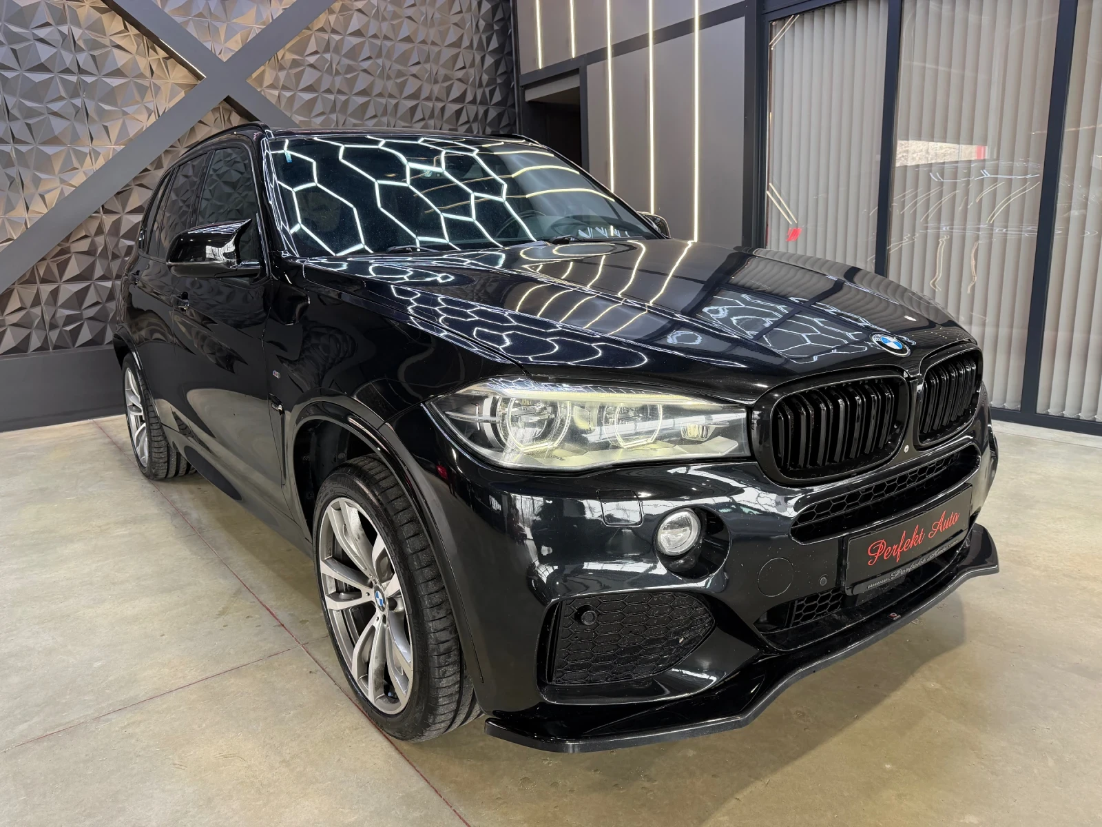 BMW X5 40d xDrive* FULL Екстри* M ПАК* ПАНОРАМА* Щори* HE