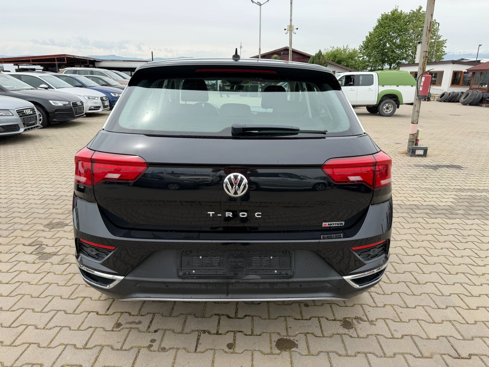 VW T-Roc 2.0TDI 4MOTION AVTOMAT/NAVI EURO 6, снимка 7 - Автомобили и джипове - 54471919