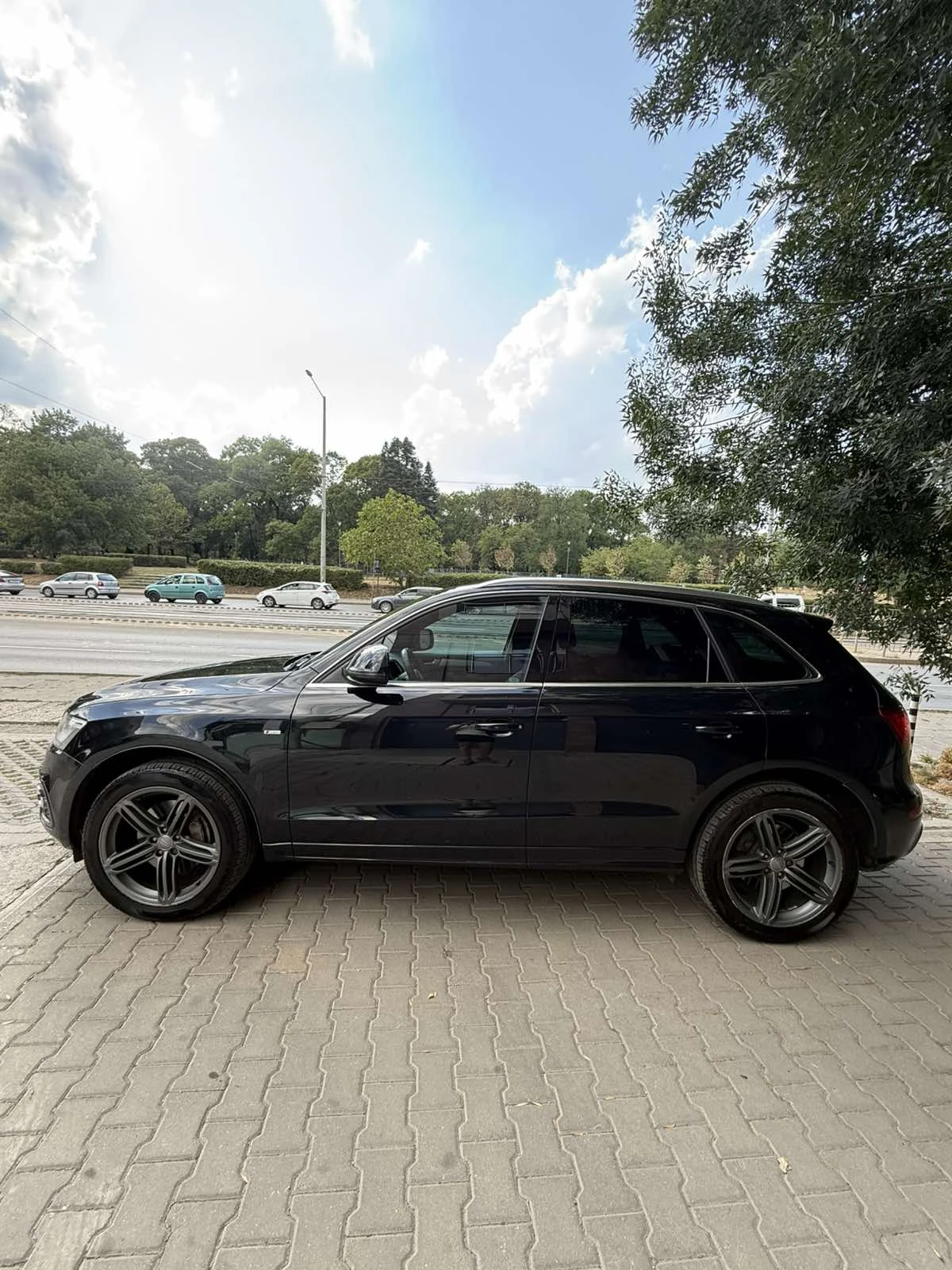 Audi Q5, снимка 4 - Автомобили и джипове - 55903355
