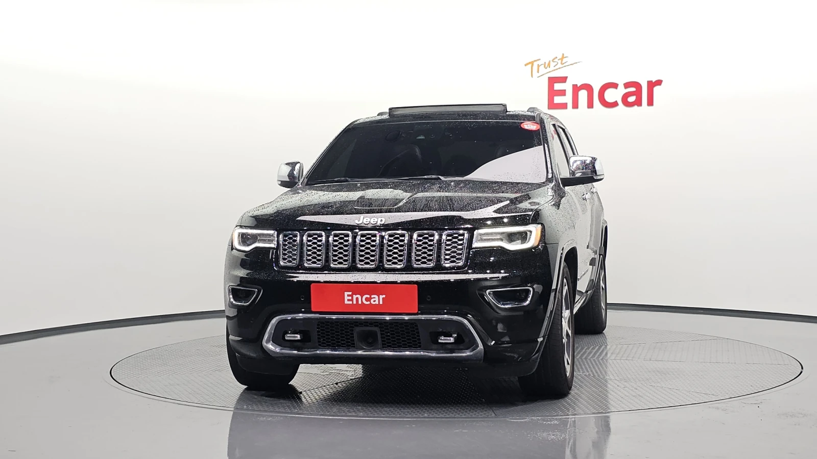 Jeep Grand cherokee OVERLAND ' DISTRONIC ' ОБДУХ, снимка 3 - Автомобили и джипове - 55903421