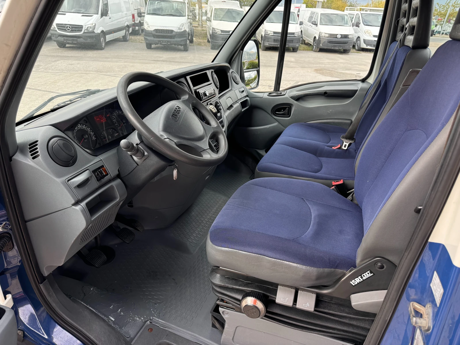 Iveco Daily 35C18  3.5.  | Mobile.bg   11