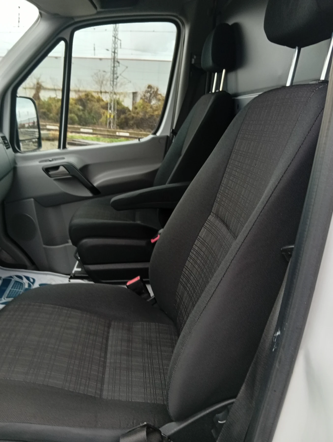 Mercedes-Benz Sprinter 311, снимка 11 - Бусове и автобуси - 54566311